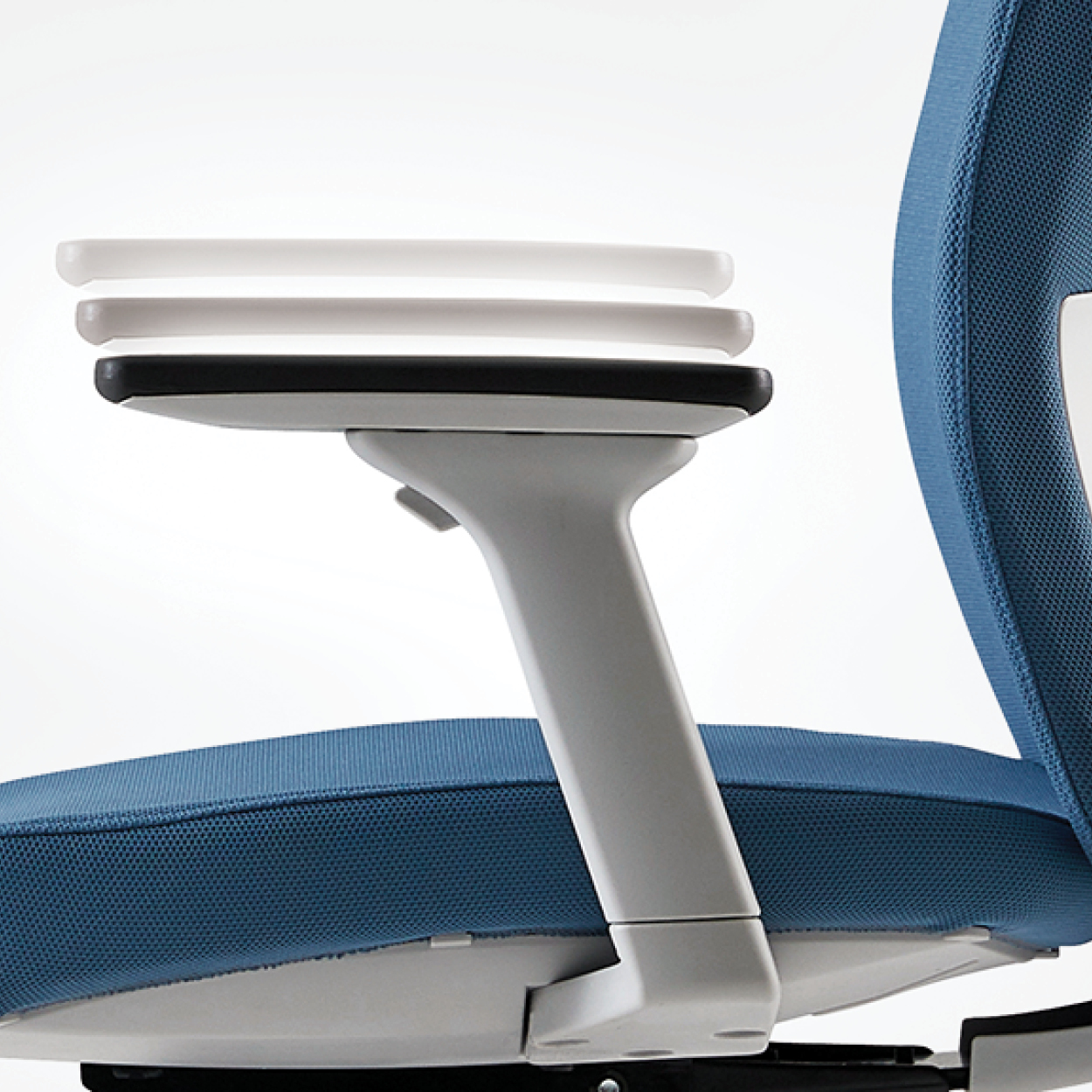 AVEYA UPHOLSTERED - FEATURE 2