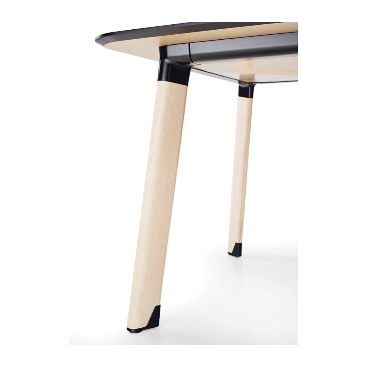 DIVA MEETING TABLE_4