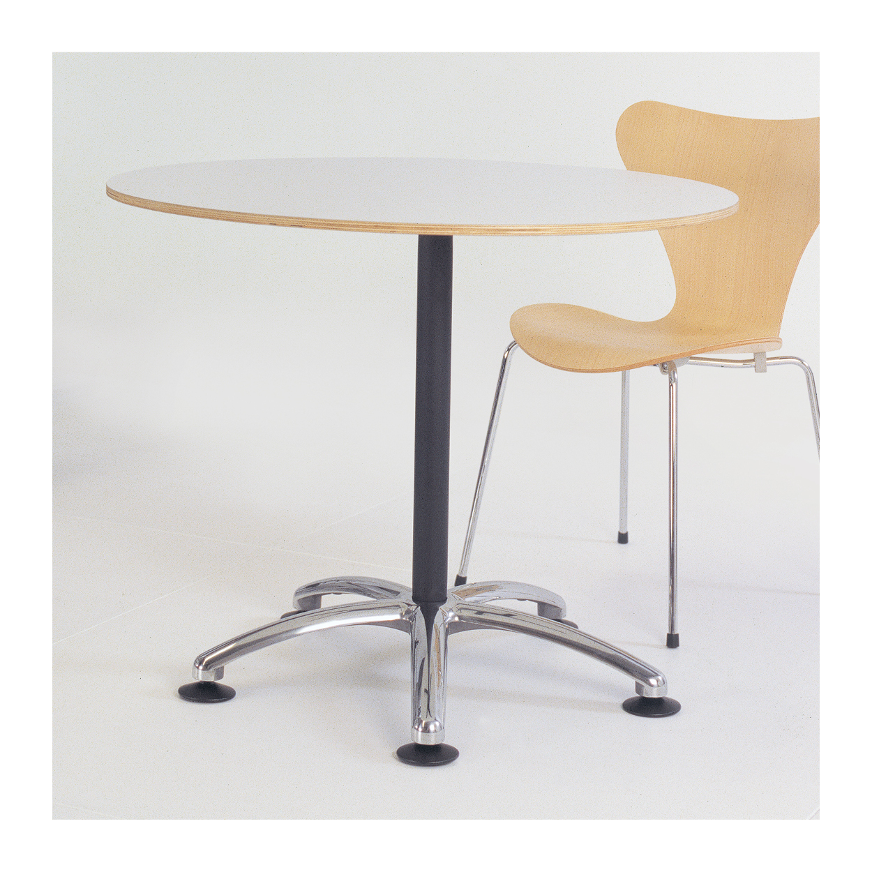 I.AM MEETING TABLE_2